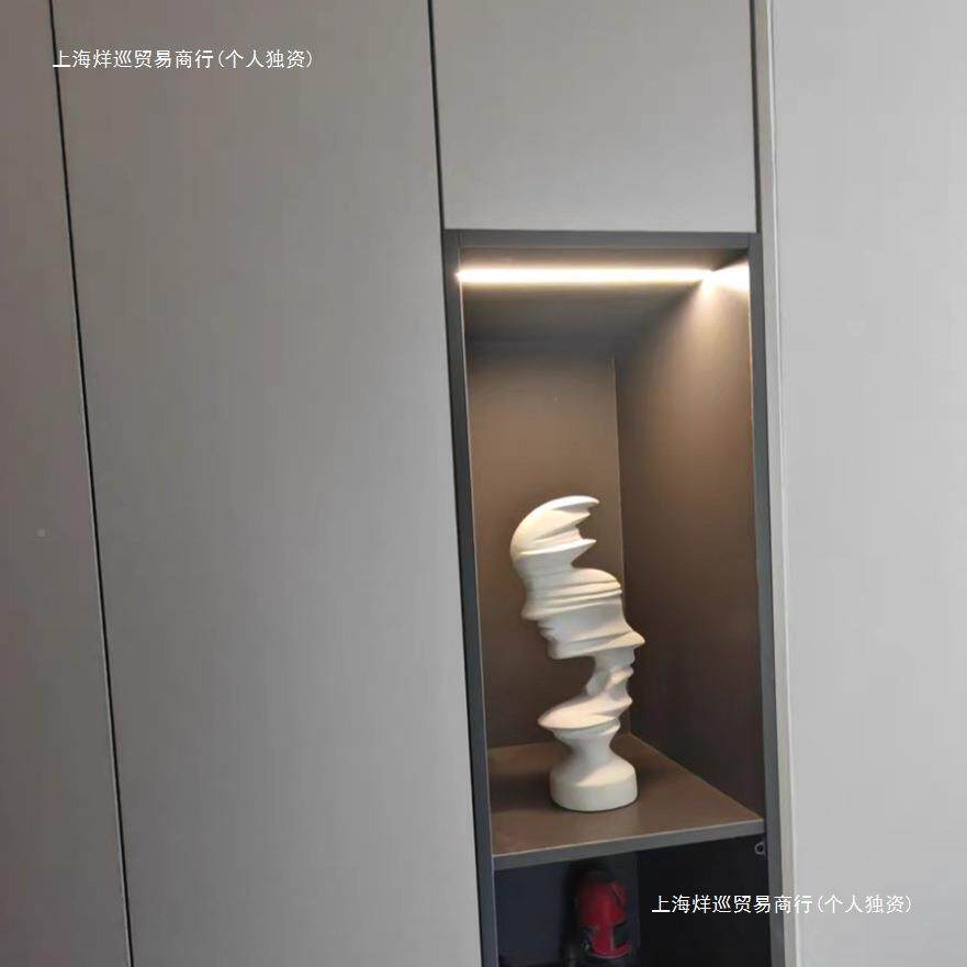 玄关饰品大人物电IWB艺术树脂哑光柜包邮摆件现代简约办视公装室