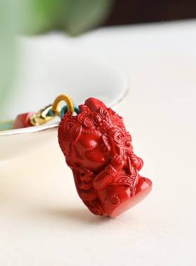 96%汽高含量天然矿真朱女砂钥匙扣Q版扎基拉YSK1218姆藏原式财神