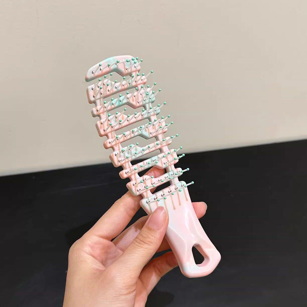 排骨梳子按摩梳蓬松颅顶头皮梳女家用便携小随身多功能辅助梳耐用