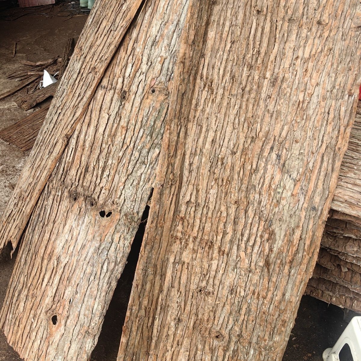 天然树皮包屋顶外墙下水管装饰