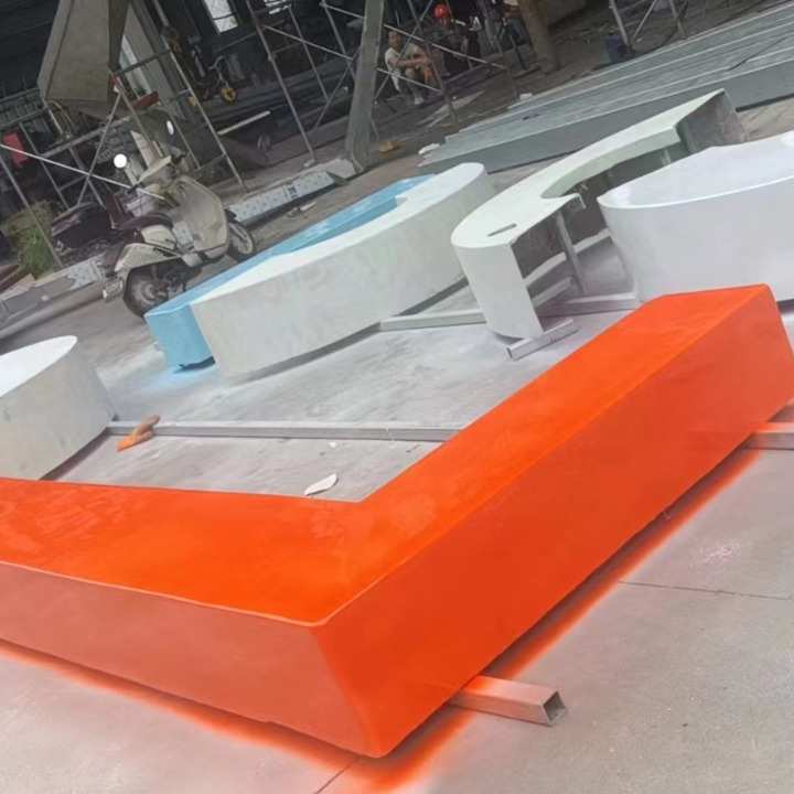 苏州玻璃钢室内坐凳商场酒店个性异形长凳美陈坐椅定制异形设计