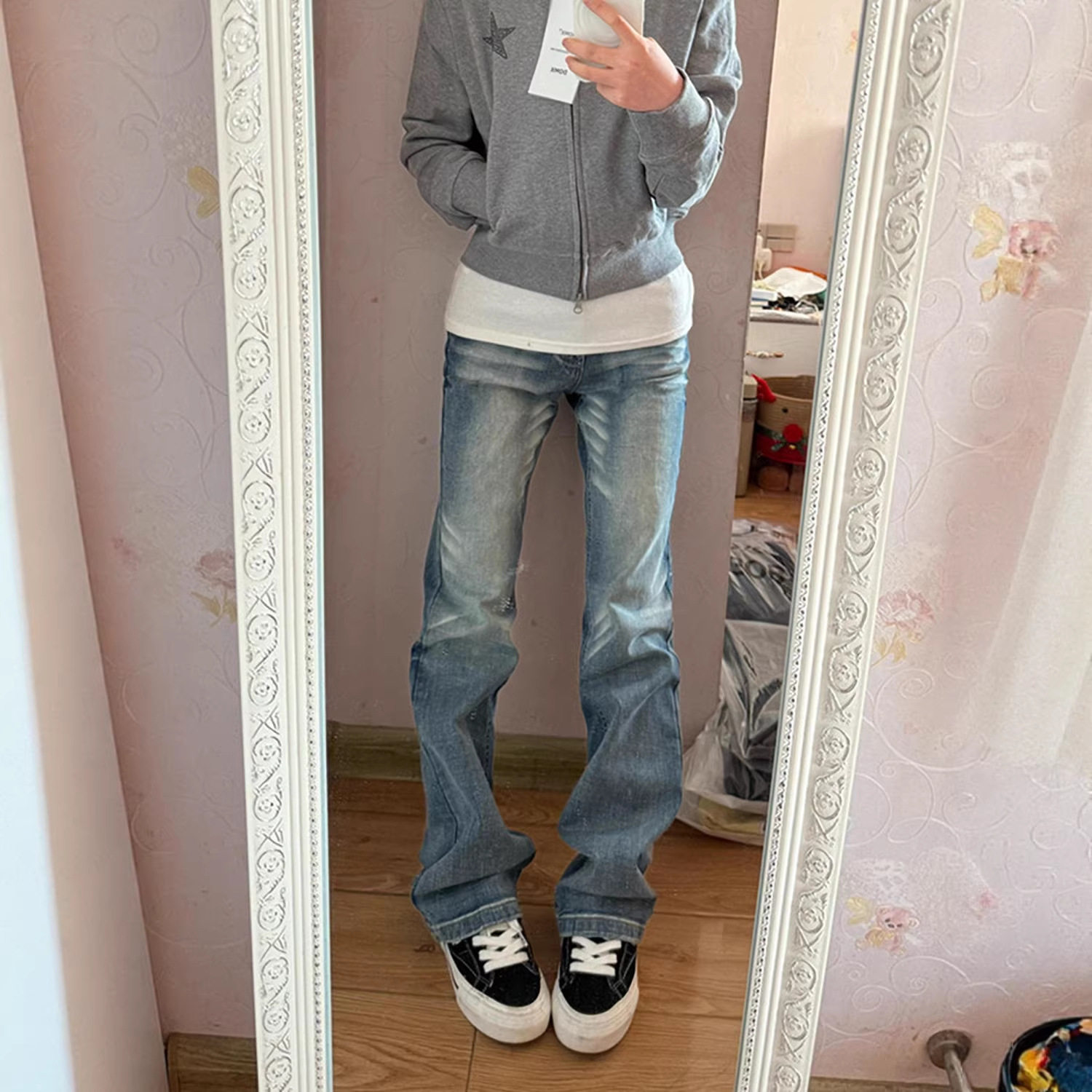 美式辣妹高腰显腿窄版直筒牛仔裤女2026新款修身显瘦百搭长裤子