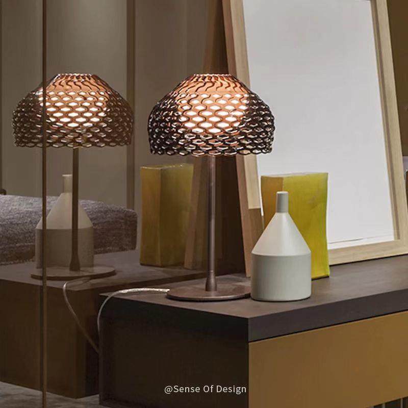 意大利简约时尚创益大气台灯透明竹节沙发书桌床客厅卧室镂空台灯,家装灯饰光源,装饰台灯,淘宝优惠券,粉丝福利购,淘宝优惠卷