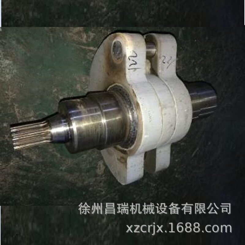 徐州徐工压路机XS122.02.1.3右偏心轴228300484工程机械原厂配件图片