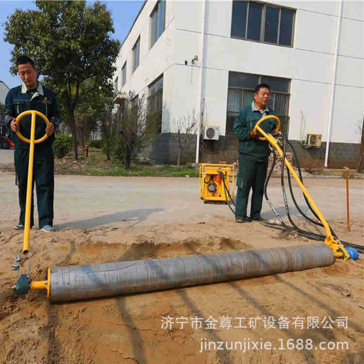 金尊彩色跑道路面整平机