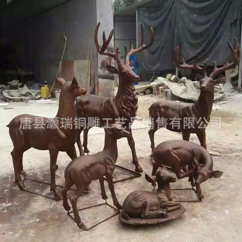 大型铜鹿雕塑摆件户外公园景观园林铜梅花鹿工艺品摆设