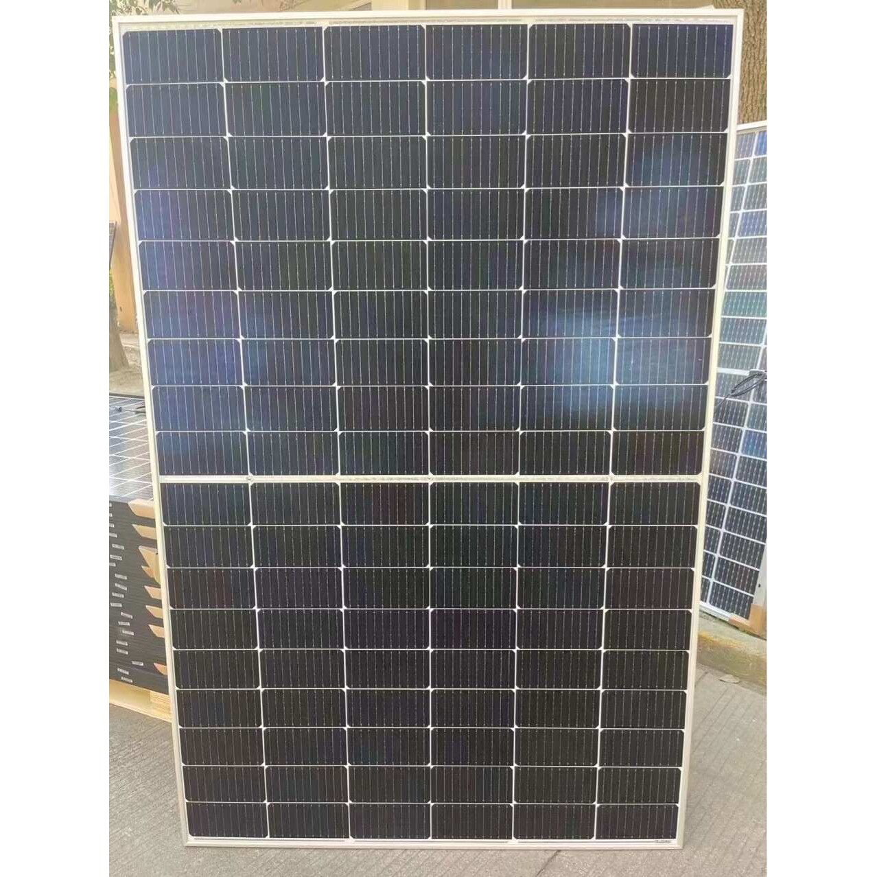 英利太阳能发电板A级带质保库存充足400w405w410w415W需要的联系