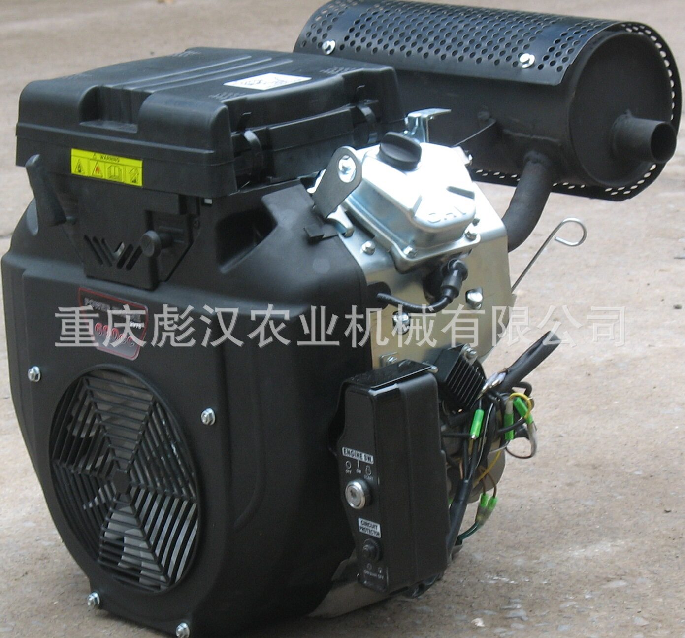 大型马路切割机专用动力-“彪汉”2V78双缸汽油发动机22P马力。