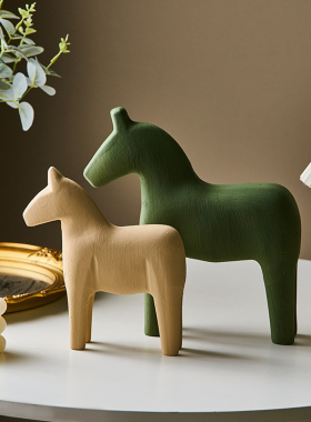 北欧风文艺木马摆件创意客厅玄关电视柜酒柜家居软装饰品现代简约