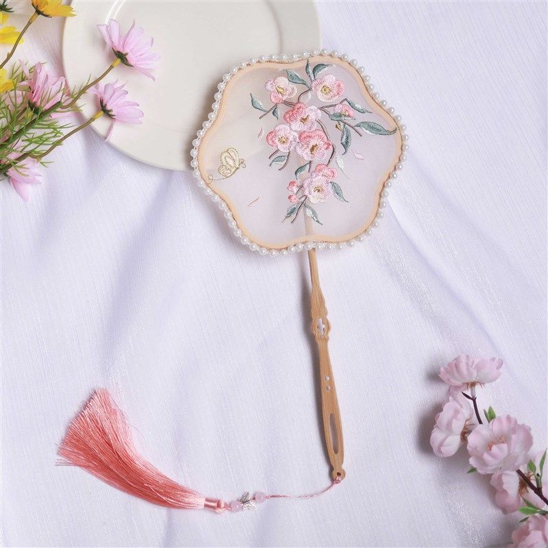 儿童古风扇子刺绣团扇搭配汉服旗袍拍照跳舞演出道具团扇,家居饰品,工艺扇/团扇/喜扇/折扇,淘宝优惠券,粉丝福利购,淘宝优惠卷