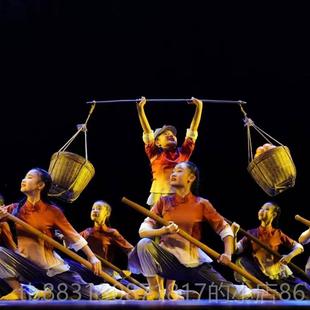 正品荷风小采朱德的扁担演出服元旦儿色童舞演蹈服挑军粮红主题表