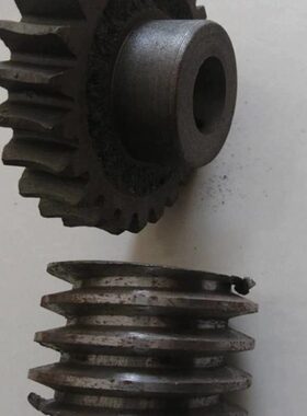 湖北天门干一MB113 MB115型 木工带锯条自动磨齿机配件 涡轮 涡杆