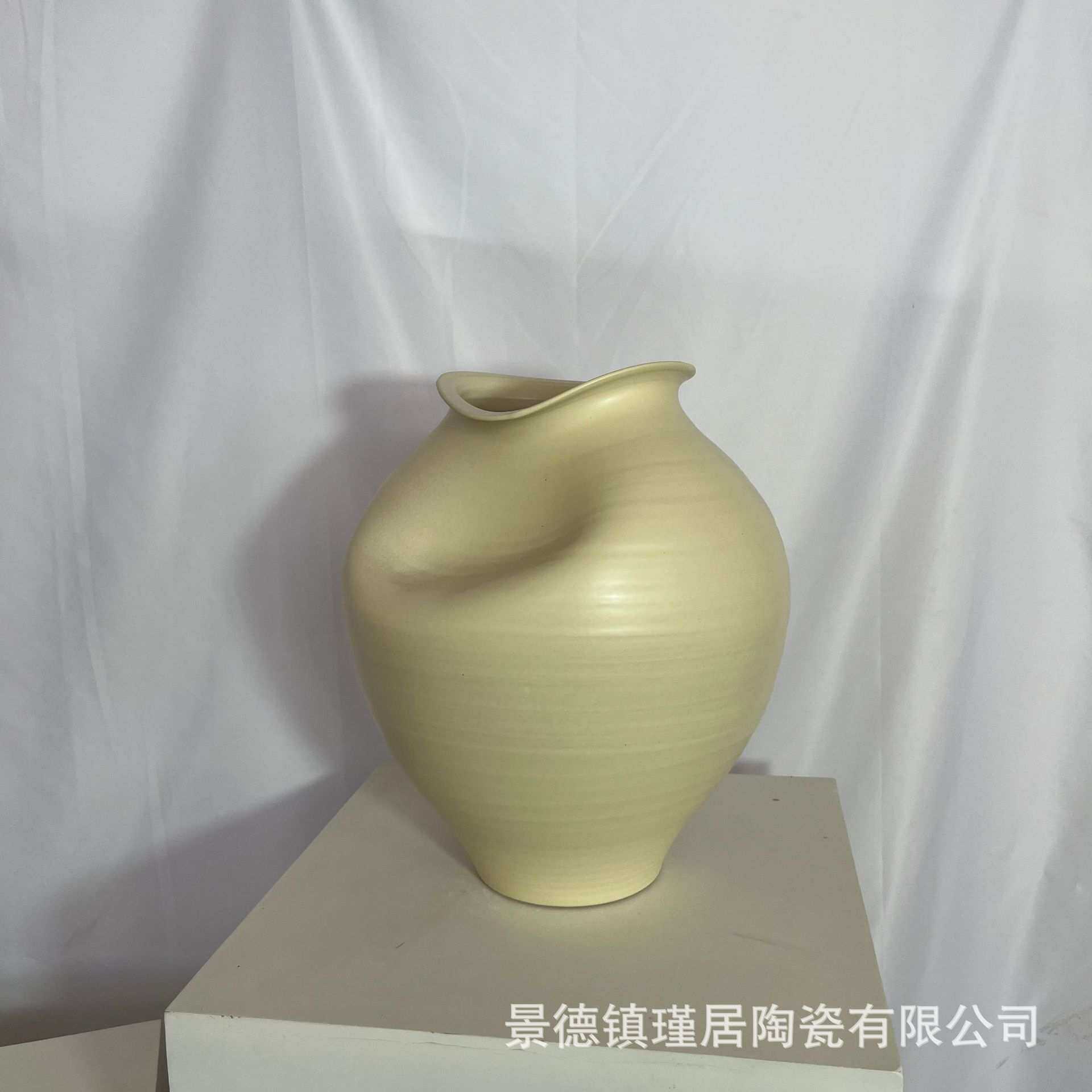 纯手工拉柸异形创意花器无光米黄色花瓶 家居软装花器种花水培