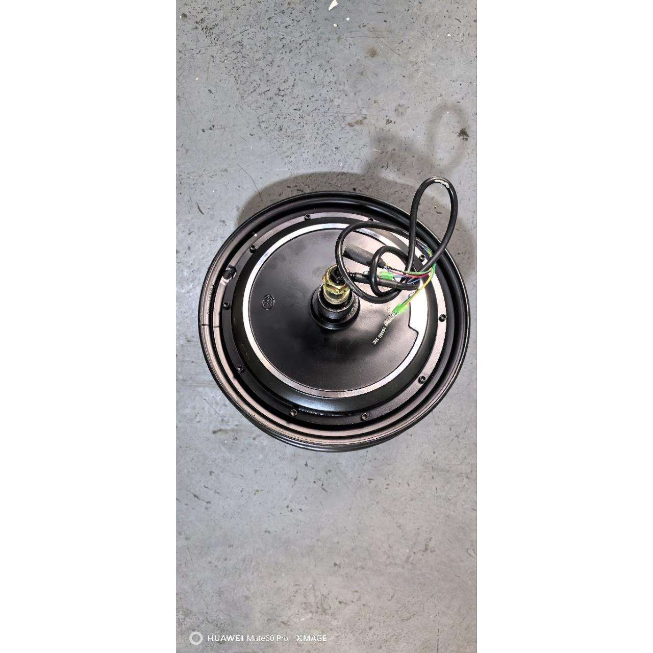 14寸电动车自行车滑板车直流无刷轮毂鼓刹电机电动车马达36V500w