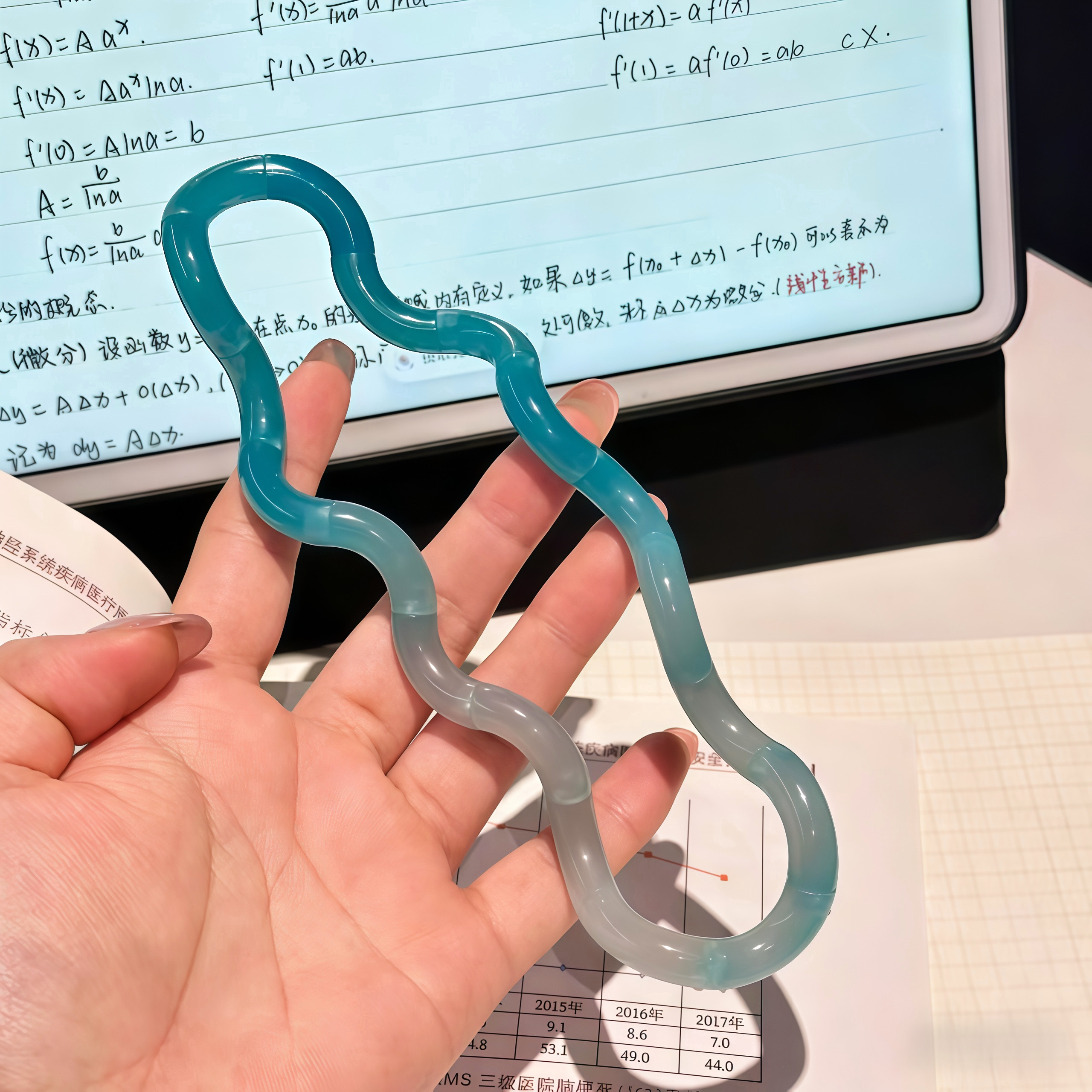 考研专注神器!tangle扭扭乐感温变色解压玩具adhd桌面情绪稳定器