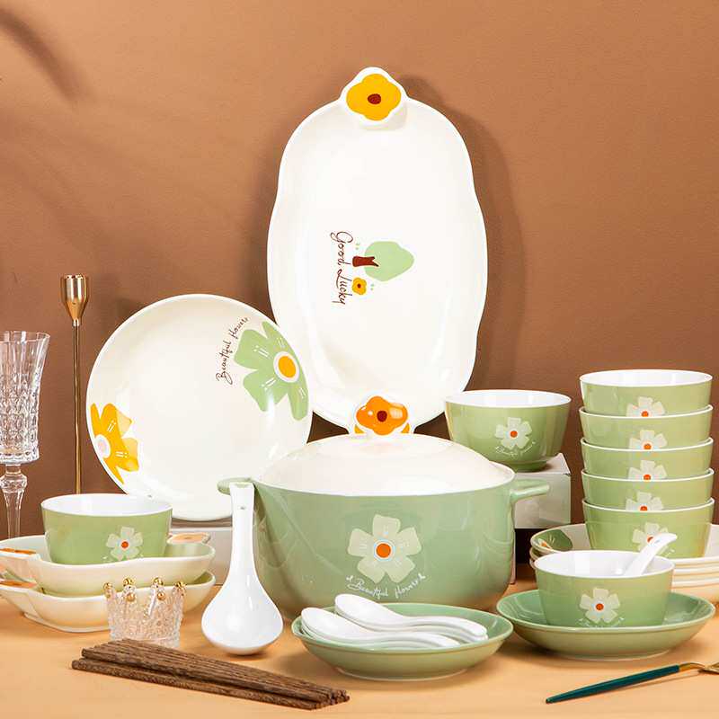 陶瓷碗盘餐具简约家用陶瓷套装碗盘碟面汤碗鱼盘自由组合礼盒轻奢