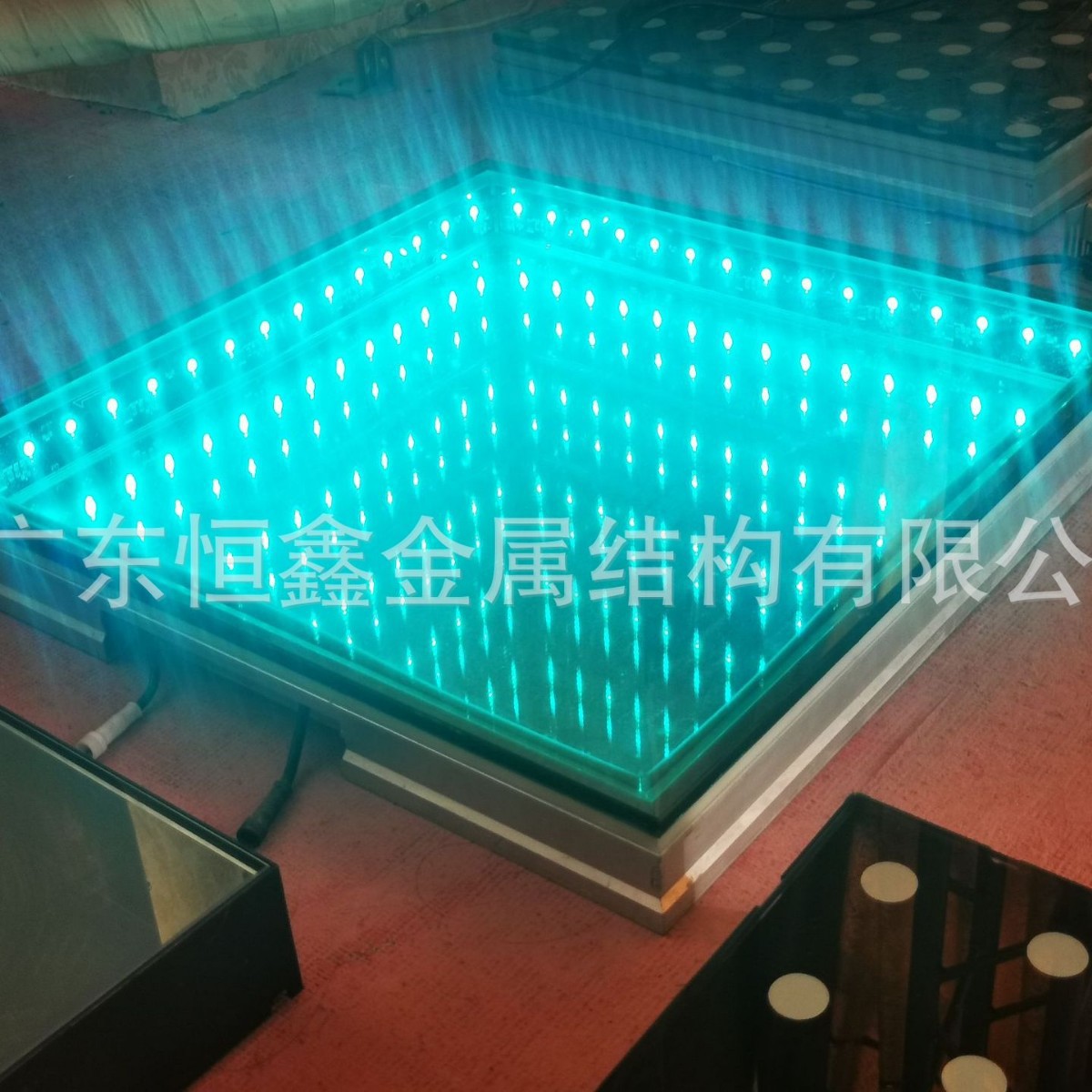 厂家直销玻璃发光DJ台KTV酒吧