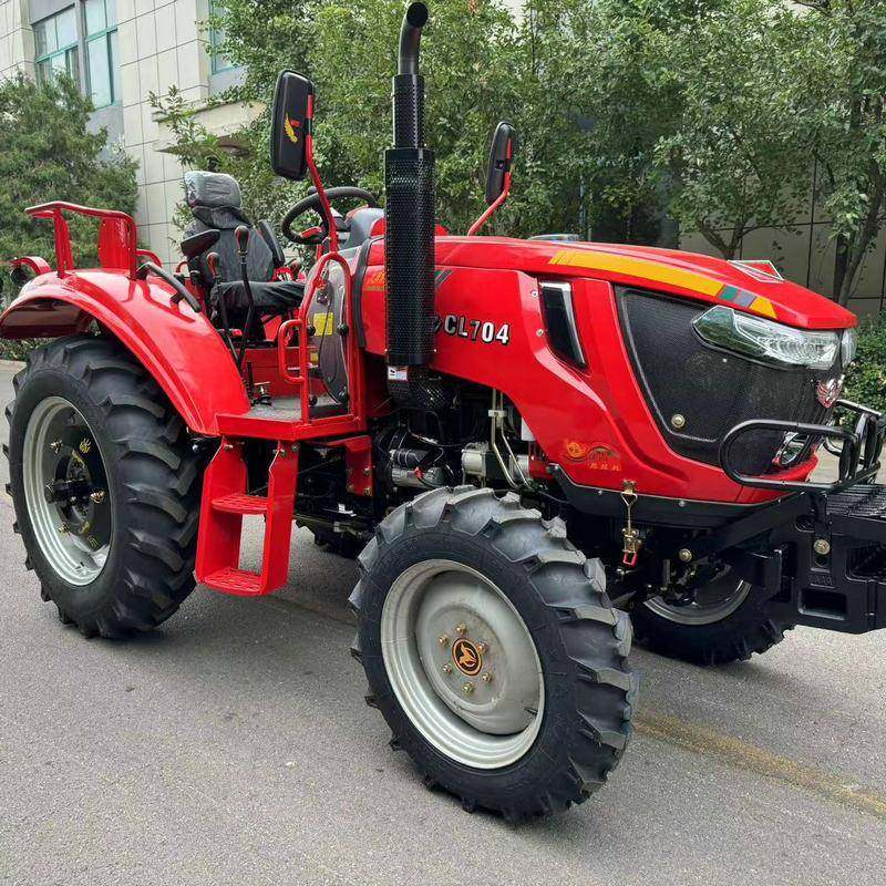 常力CL704-B平原四四轮拖256拉机力农用驱果园大耕马轮式地机