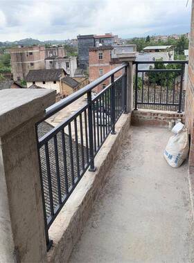 钢阳台护栏TVW小锌区别墅窗防护栏楼盘工程户外飘窗户走廊铁栅栏