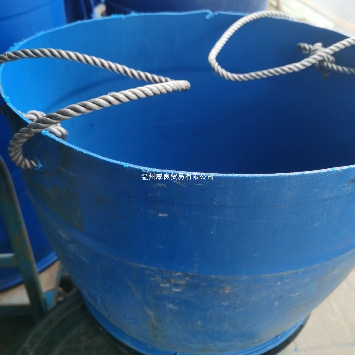 大号工地吊沙桶建筑工地用吊砂浆桶水泥桶装修吊机专用吊沙桶研磨