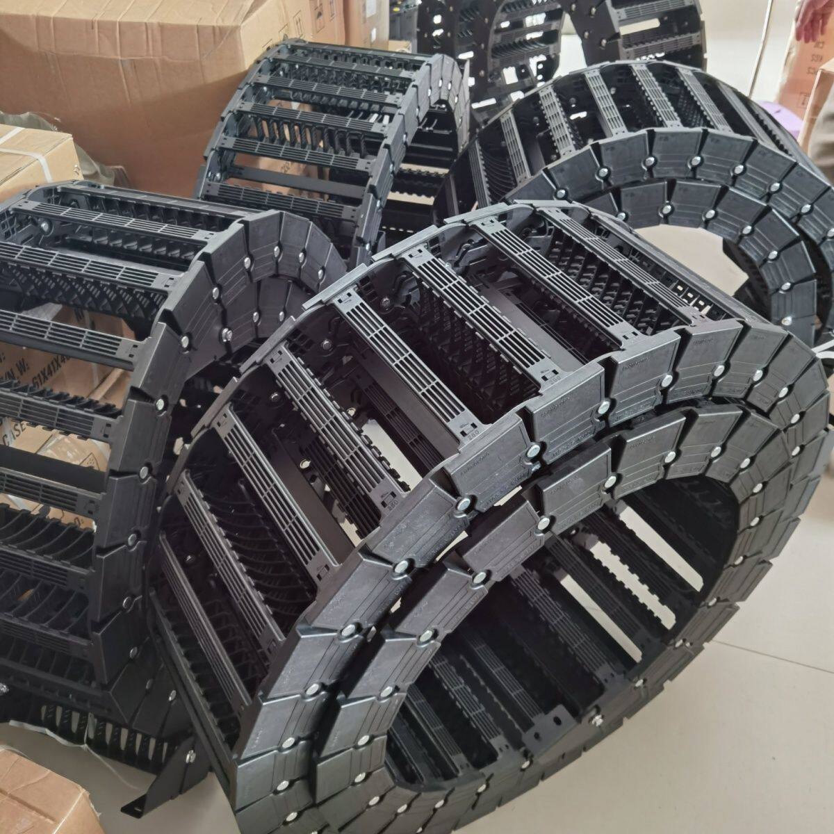 桥式尼龙静音拖链雕刻机机床坦克链条线槽全封闭