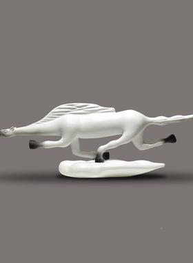 意堂艺术马雕塑风摆33353件追飞马酒店大客厅办公室桌面装创饰艺