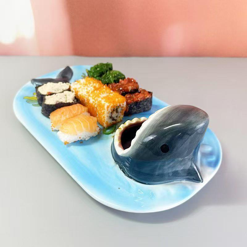 趣味大KJH嘴带子陶瓷日式鲨鱼盘子饺盘寿司蘸吃酱碟餐厅新款网红