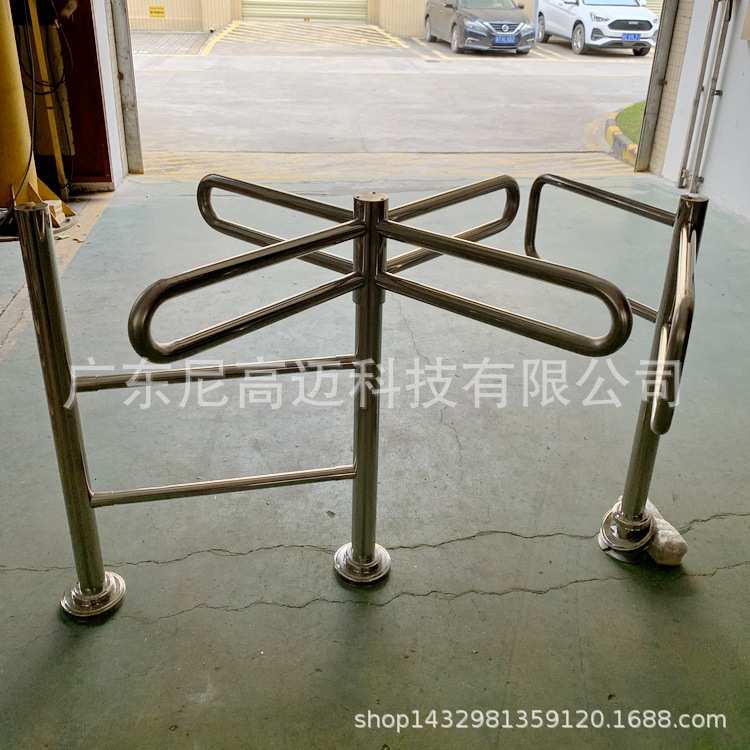 博物馆公共场所单向进出口旋转半高门,景区检票通道手动人行道闸