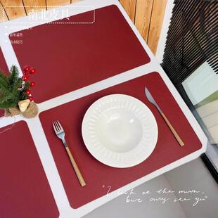 新年皮革餐垫防水防油餐垫高级感酒店专用防滑隔热红色餐盘垫