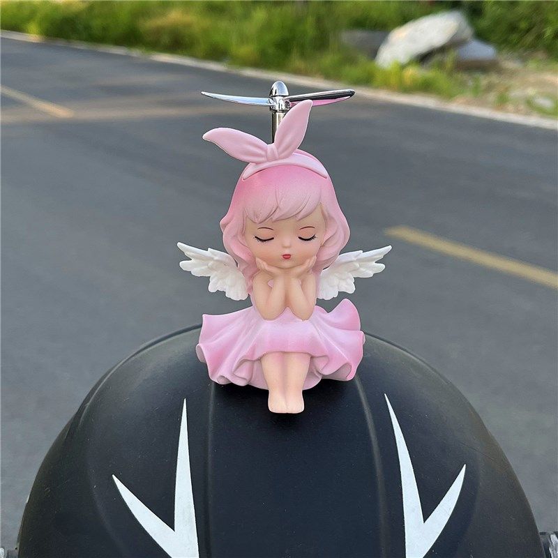 可爱小黄鸭自行车电动车摩托车装饰品车载摆件美少女手办挂件配件