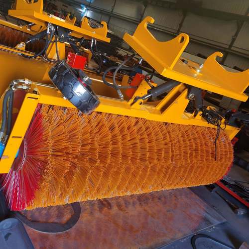 驾驶四轮座驾式扫雪车多功能路面除雪车道路养护清扫车