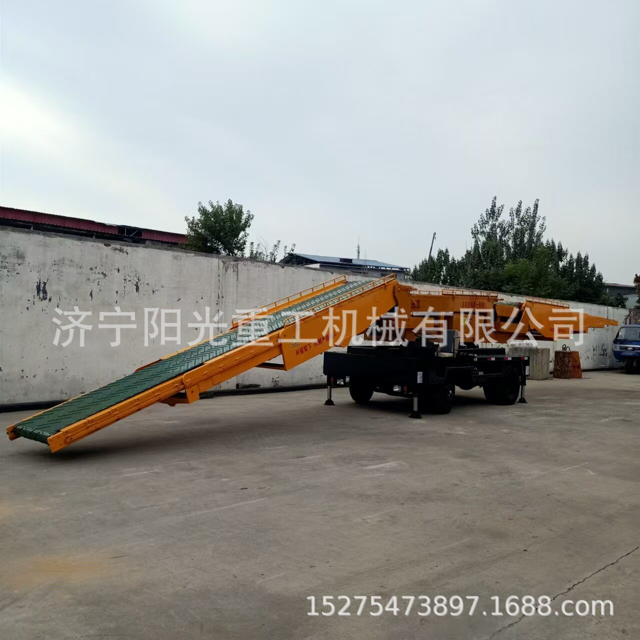 多功能装卸机港口火车站台货场装卸机伸缩转向省人工油电两用