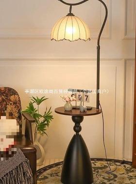 古风落地卧灯客厅沙发式茶几复古氛60465围一体美置床物架室头柜