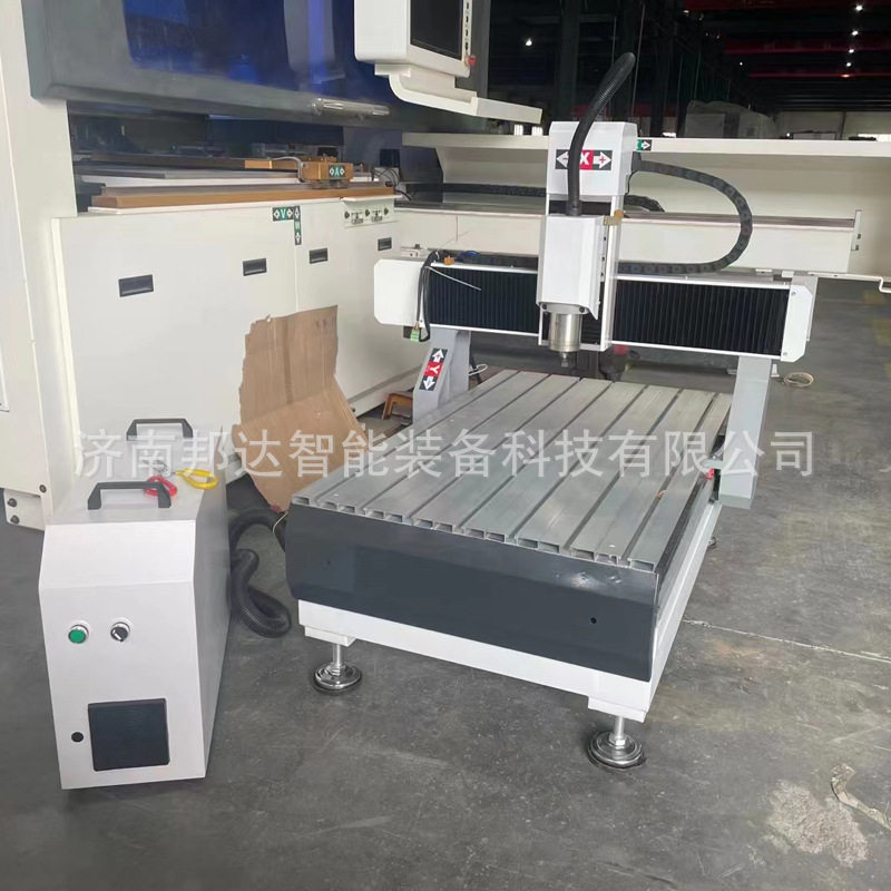 数控雕刻机小型全自动软金属铣床CNC切割亚克力木工台式雕刻
