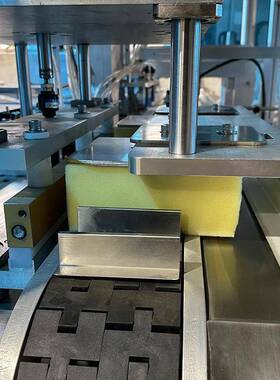 咽拭子包装机四边枕式包装GBC套袋机给袋袋式包装机机暖贴封冰包