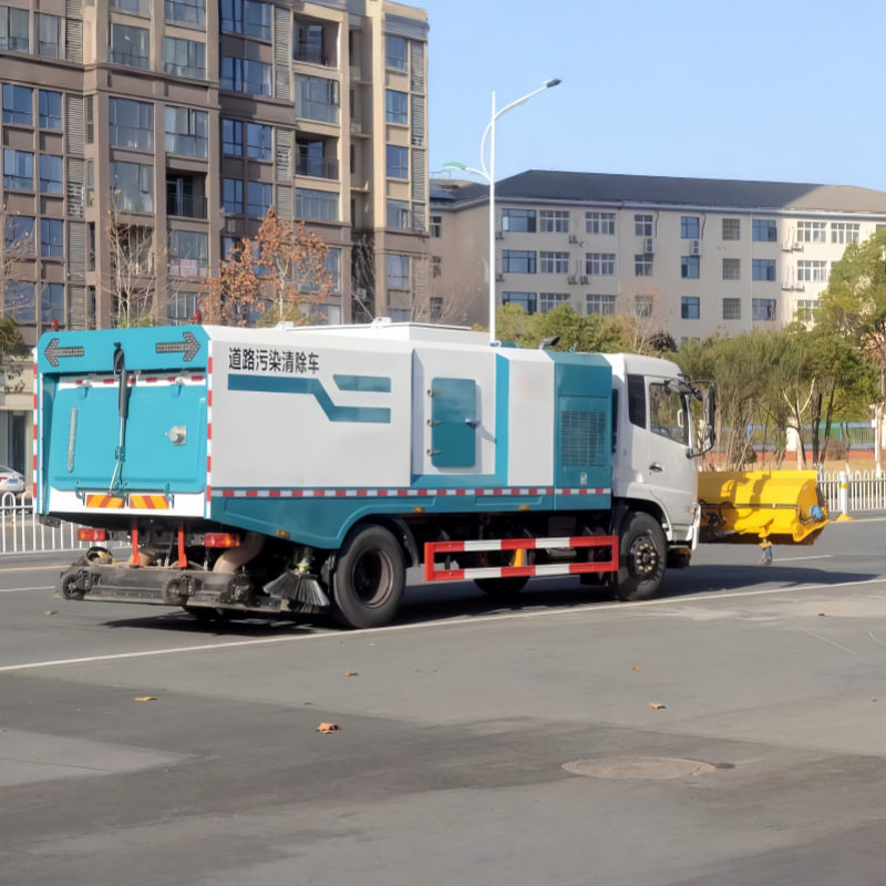 工程路面污染清除车 高速护栏清洗车 市政护栏清洗车 小型洗扫车
