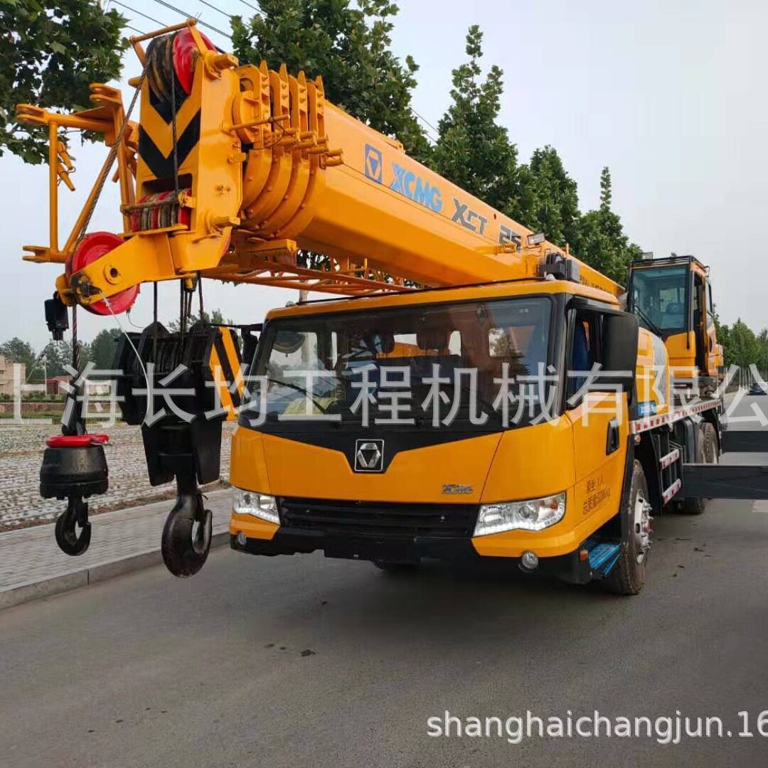 徐工25吨XCT25汽车吊出口无手办
