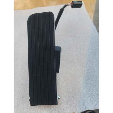 XB455-70合力电子5油踏板总成潍柴电子油门加速器K-OW5-6030门1P