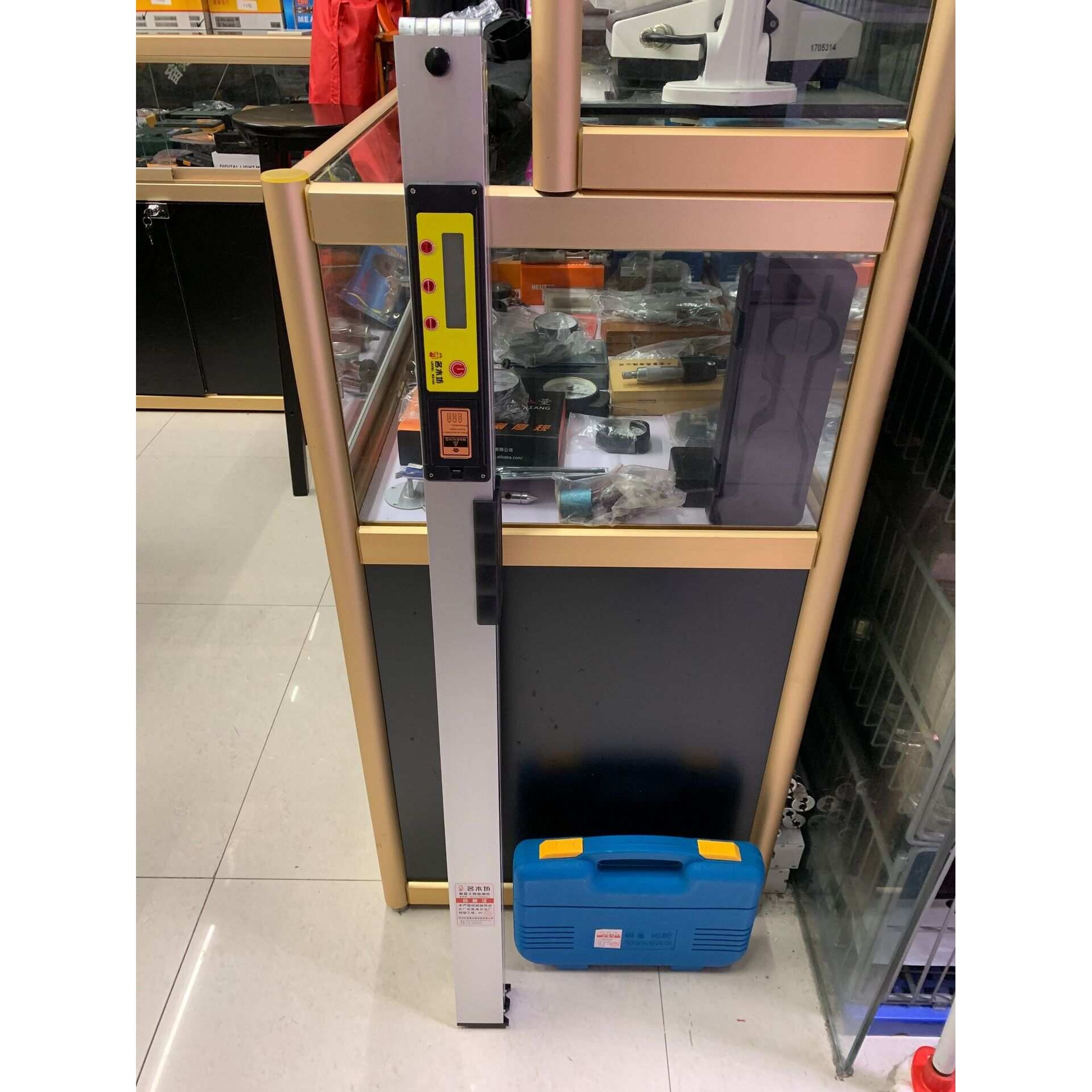 验房工具套装数显2米靠尺多功能建筑检测尺工具包9件套12件套测量