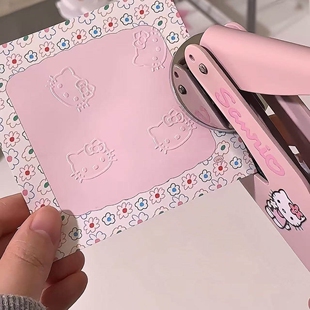 哈喽kitty压花器可爱卡通学生金属压花印章中古diy高颜值手账本