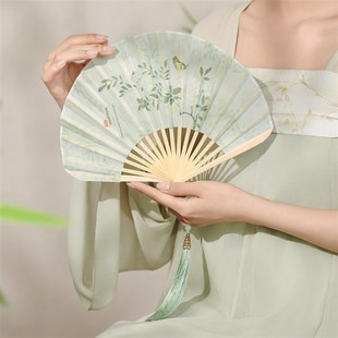 新中国风贝壳扇古风丝绸折叠手提式 刀扇夏 中国风照片大气古典风格