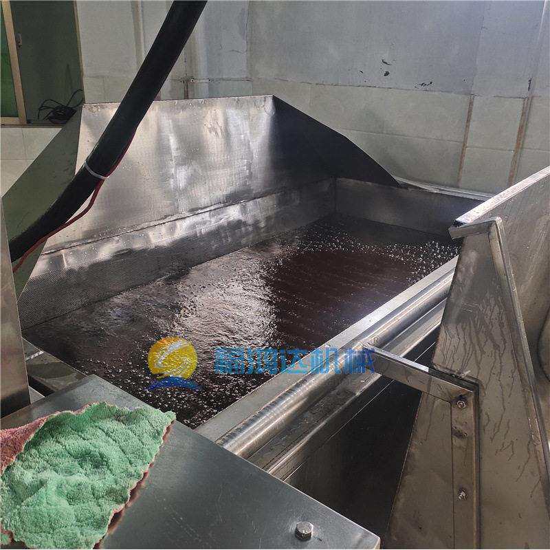 广东炸鸡脚设备 广式凤爪全自动油炸机 港式炸凤爪烧油炸机