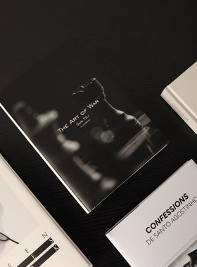 打开小画幅系列风格外语拍摄道具书样板房咖啡厅钟摆可以翻转阅读