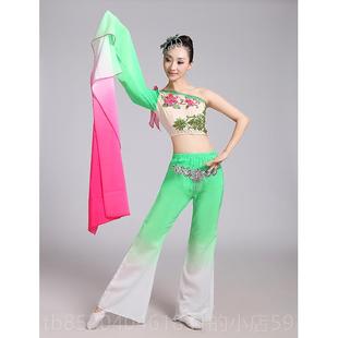 春雨表演服族装 高档古典舞服服装 新式 女伞舞舞民蹈装 修 水袖