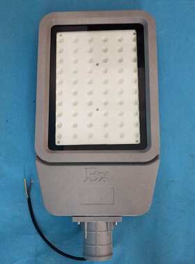 HRT93防爆路灯 BZD129化工厂高杆路灯 防爆LED泛光灯150W100W200W