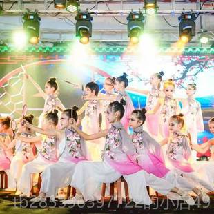 新款儿童古典演左手指舞舞蹈出服飘逸女扇子伞舞学生民族月古风练