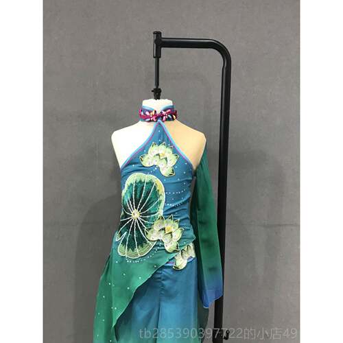 新款儿童新款羽化灵蛇舞蹈舞演服装古典服秧定歌服扇子舞出制女