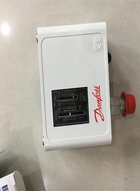 连接方式DANFOSS丹佛斯压力传感器060G1113