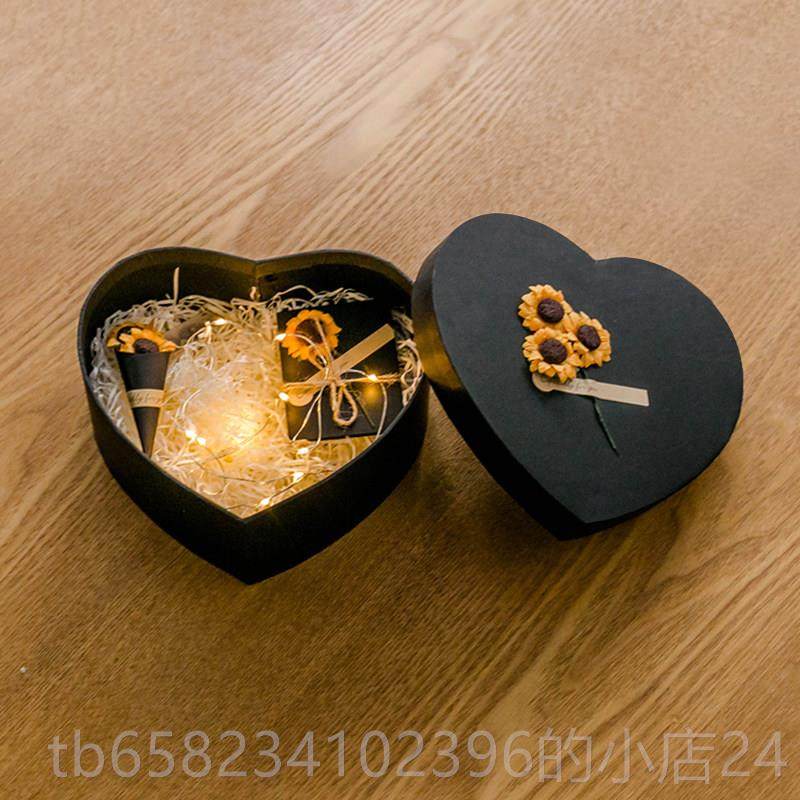 高档情人节品盒心形大号精美礼水果鲜花香包装盒生日红口水520礼
