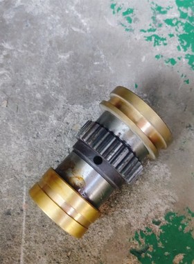 大连机床CW6163C  CW6180C车床配件06-94光杆齿轮套总成Z30内孔38